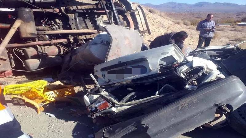 ۴ کشته و ۳ مصدوم بر اثر تصادف رانندگی در محور رابر به جیرفت+تصویر